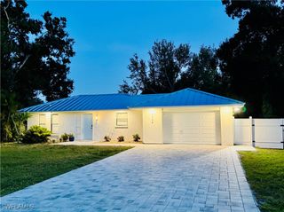 9806 Delaware ST, Bonita Springs, FL 34135