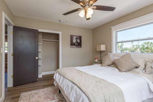 6160 22ND AVENUE N, St Petersburg, FL 33710