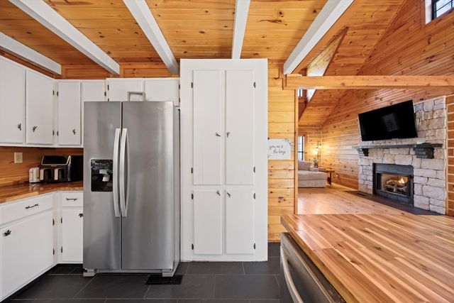 325 Evening Shadow Lane, Whitwell, TN 37397