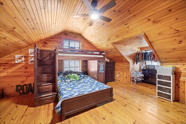 325 Evening Shadow Lane, Whitwell, TN 37397