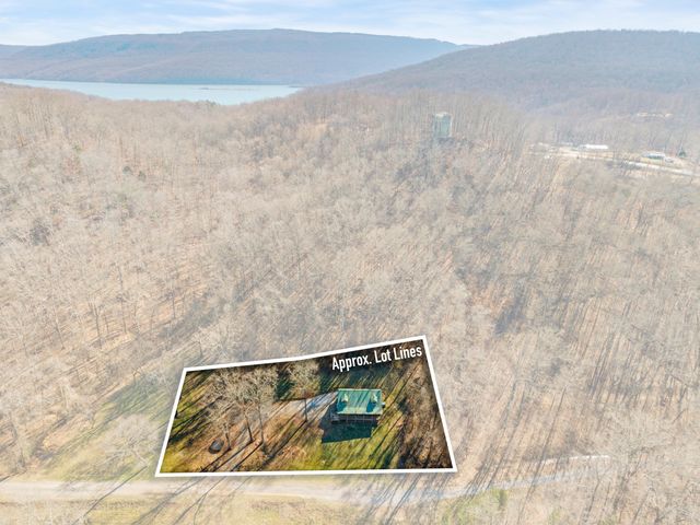 325 Evening Shadow Lane, Whitwell, TN 37397