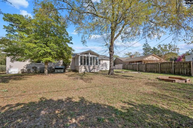 3 Holly Tree Court, Columbia, SC 29204