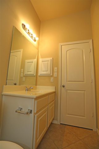 3107 Crystal Cascade Lane, League City, TX 77573
