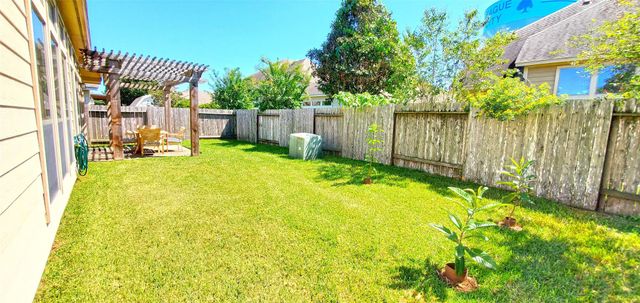 3107 Crystal Cascade Lane, League City, TX 77573