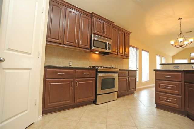 3107 Crystal Cascade Lane, League City, TX 77573
