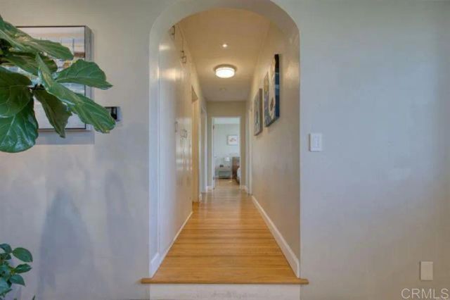 215 N Vulcan Avenue, Encinitas, CA 92024