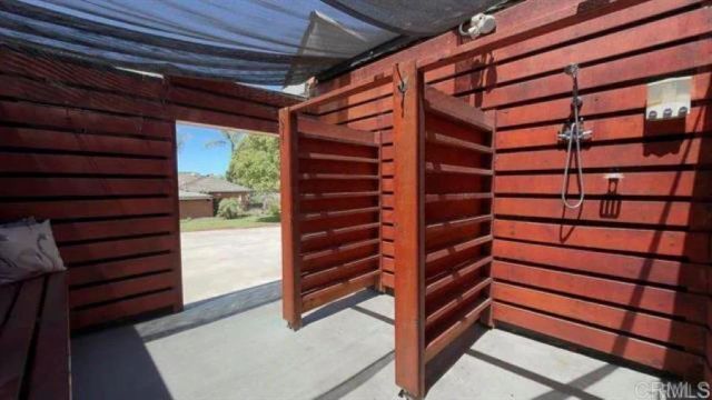 215 N Vulcan Avenue, Encinitas, CA 92024