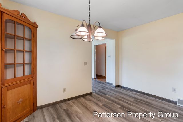 3437 John Street, Ravenna Vllg, MI 49451