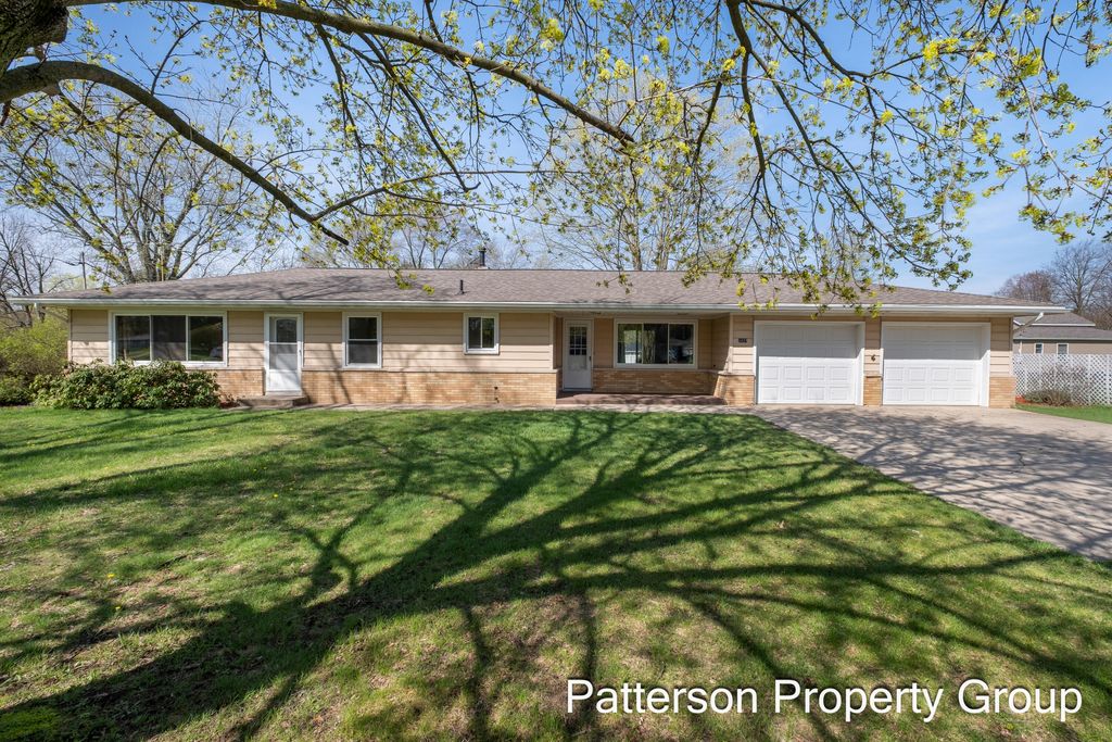 3437 John Street, Ravenna Vllg, MI 49451