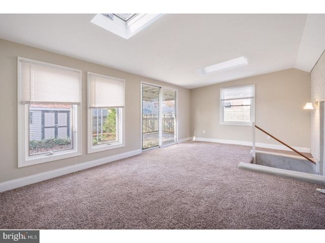 1618 PENNSYLVANIA AVE, Prospect Park, PA 19076