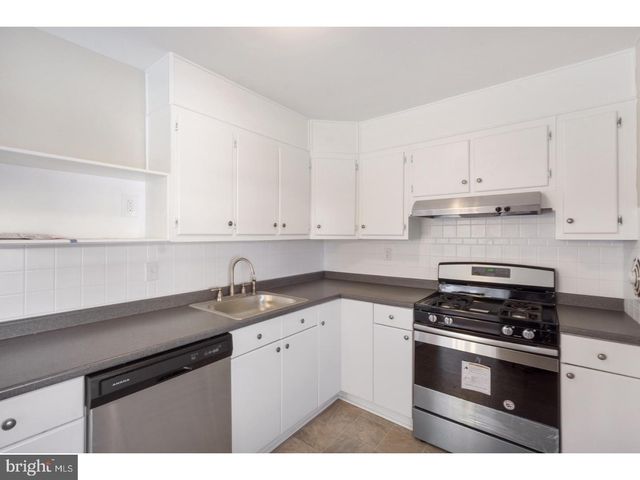 1618 PENNSYLVANIA AVE, Prospect Park, PA 19076
