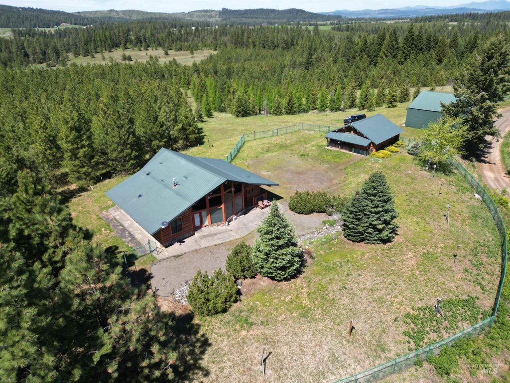 4975 Middle Road, Lenore, ID 83541 photo 11