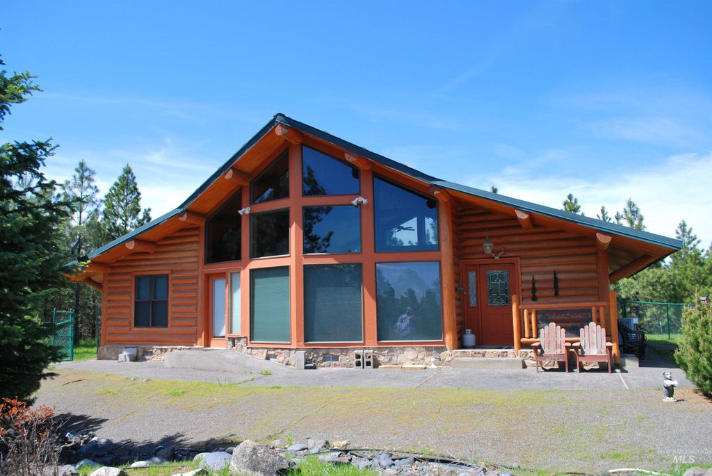 4975 Middle Road, Lenore, ID 83541 photo 2