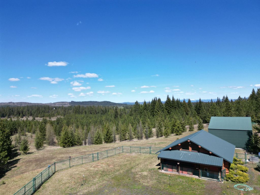 4975 Middle Road, Lenore, ID 83541 photo 38