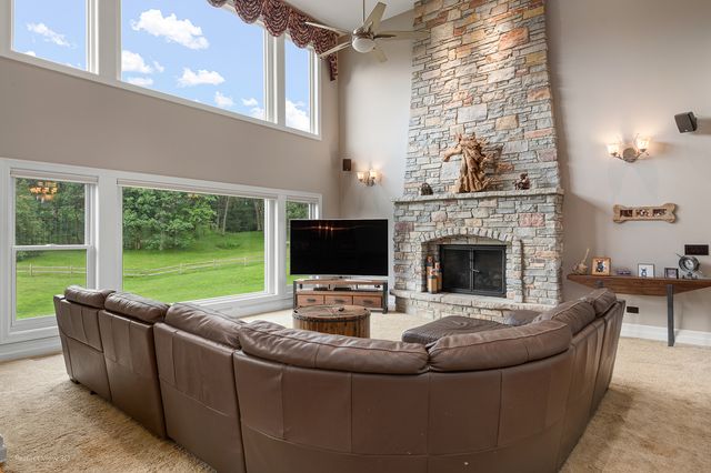 41W798 Beith Road, Elburn, IL 60119
