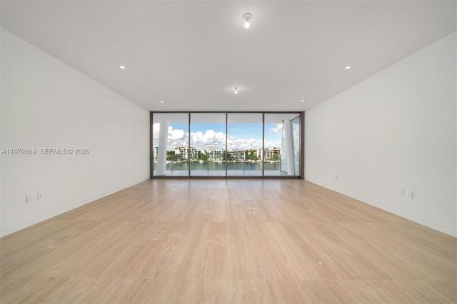 5 Grove Isle Dr L506, Coconut Grove, FL 33133