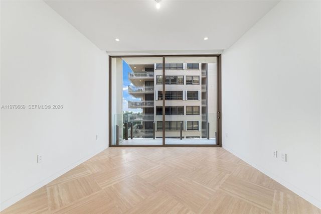 5 Grove Isle Dr L506, Coconut Grove, FL 33133