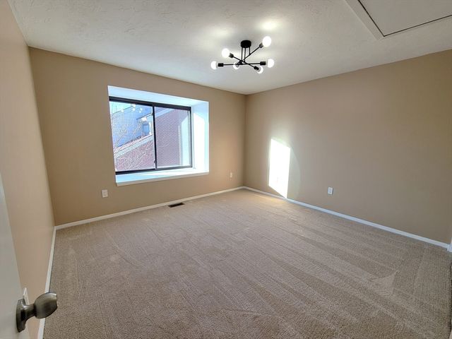 17 Elderwood Drive 17, Stoughton, MA 02072