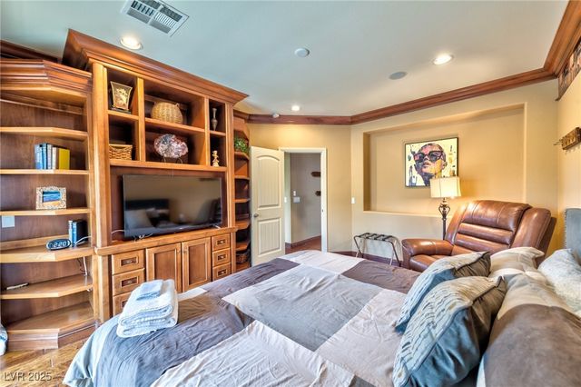 7210 El Malpais Street, Las Vegas, NV 89118