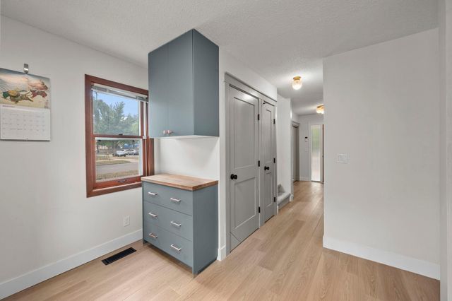 235 Kent Street, Saint Paul, MN 55102