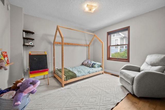 235 Kent Street, Saint Paul, MN 55102