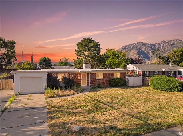 2355 E 7645 S, Cottonwood Heights, UT 84121