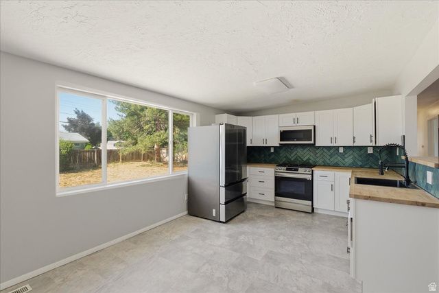 2355 E 7645 S, Cottonwood Heights, UT 84121