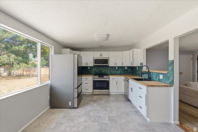 2355 E 7645 S, Cottonwood Heights, UT 84121