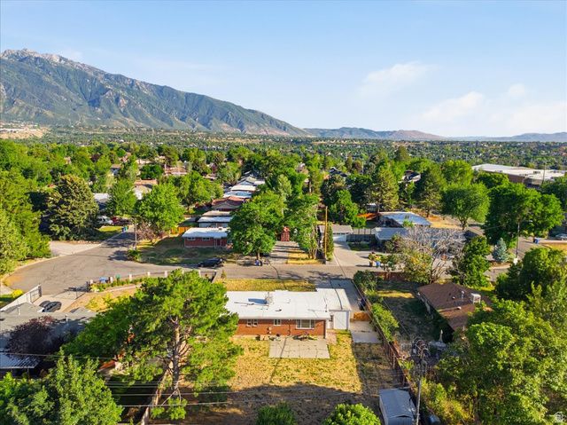 2355 E 7645 S, Cottonwood Heights, UT 84121