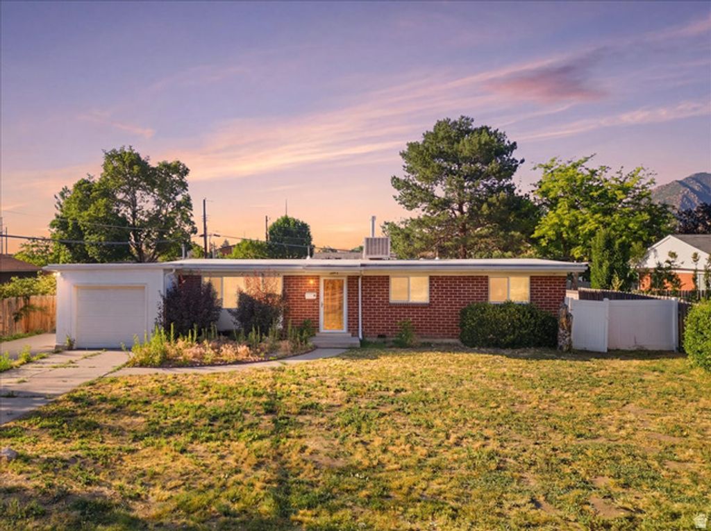 2355 E 7645 S, Cottonwood Heights, UT 84121