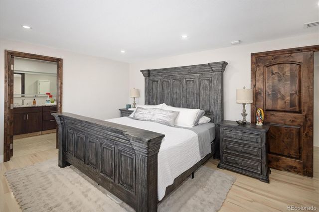 7301 E Jarvis Place, Denver, CO 80237