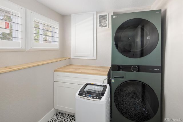 7301 E Jarvis Place, Denver, CO 80237