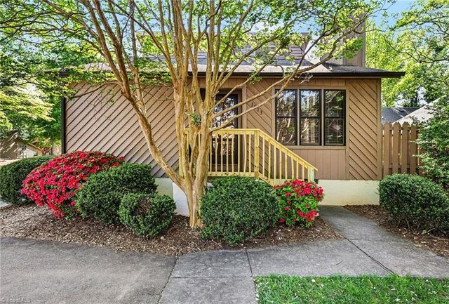 1913 Stonewood Drive, Winston-salem, NC 27103
