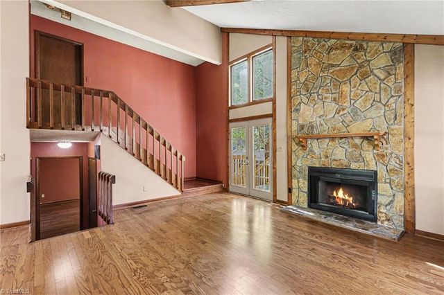 1913 Stonewood Drive, Winston-salem, NC 27103
