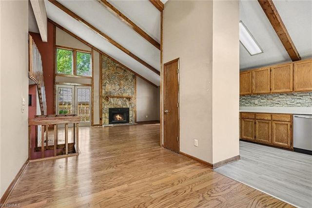 1913 Stonewood Drive, Winston-salem, NC 27103