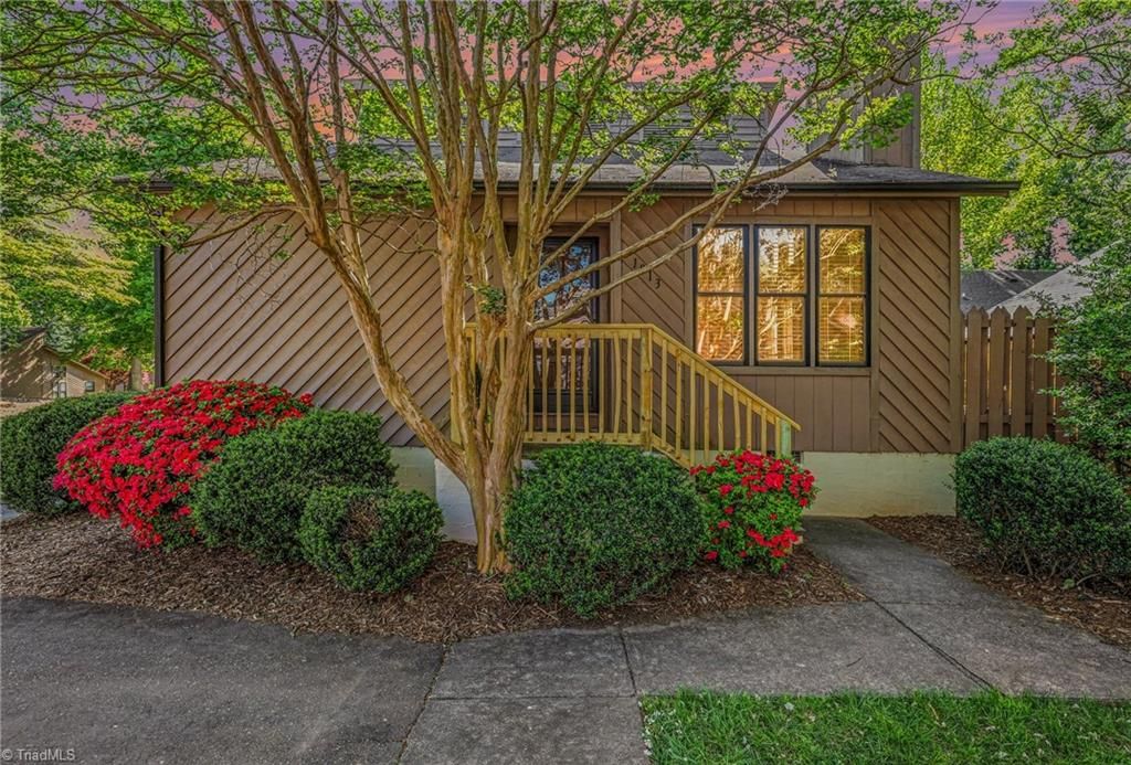 1913 Stonewood Drive, Winston-salem, NC 27103