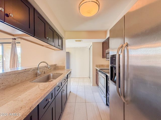 9345 N 92ND Street 220, Scottsdale, AZ 85258