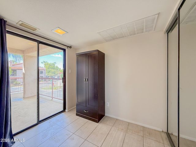 9345 N 92ND Street 220, Scottsdale, AZ 85258