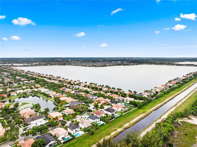 5431 SW 184th Way, Miramar, FL 33029