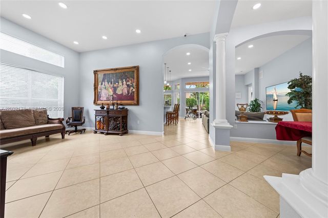 5431 SW 184th Way, Miramar, FL 33029