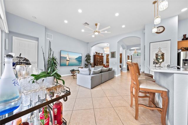 5431 SW 184th Way, Miramar, FL 33029