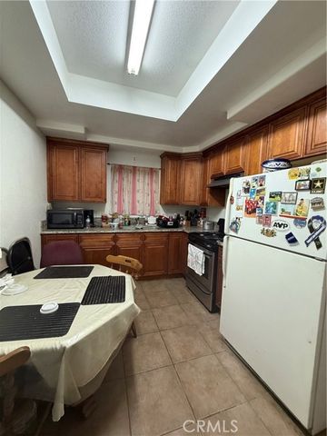 407 N Philadelphia Street, Anaheim, CA 92805