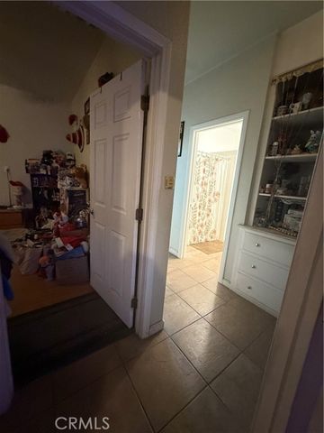 407 N Philadelphia Street, Anaheim, CA 92805