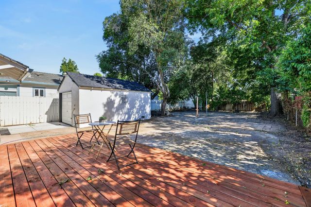 4564 15th Ave, Sacramento, CA 95820