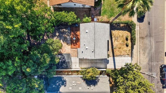 4564 15th Ave, Sacramento, CA 95820