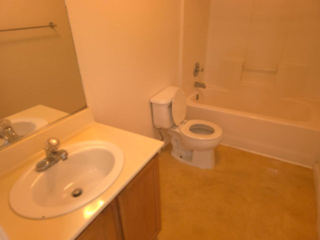 3261 Ripplerock Ln, Stockton, CA 95206