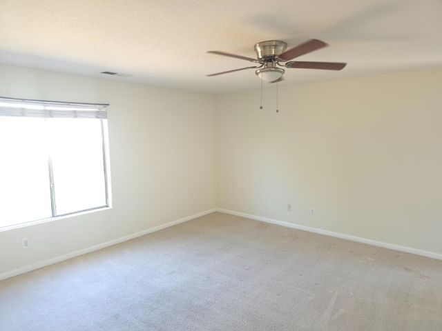 3261 Ripplerock Ln, Stockton, CA 95206