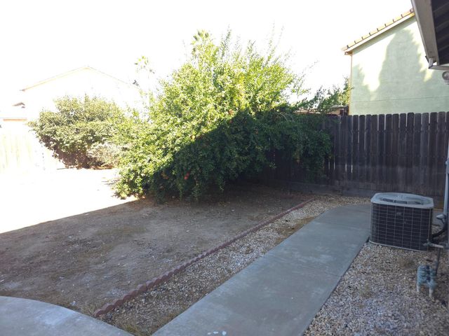 3261 Ripplerock Ln, Stockton, CA 95206