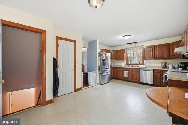 25 WOODLAWN DR, Palmyra, VA 22963