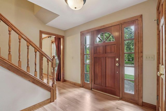 2615 Lavine LANE, Waukesha, WI 53189